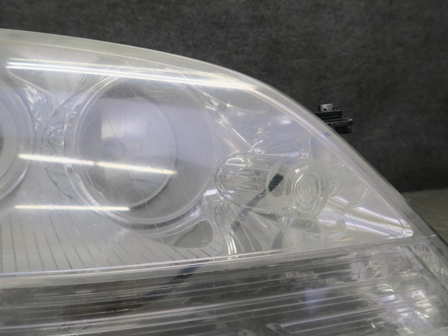 09-11 Mercedes W164 Ml-class Front Right Halogen Headlight Lamp OEM