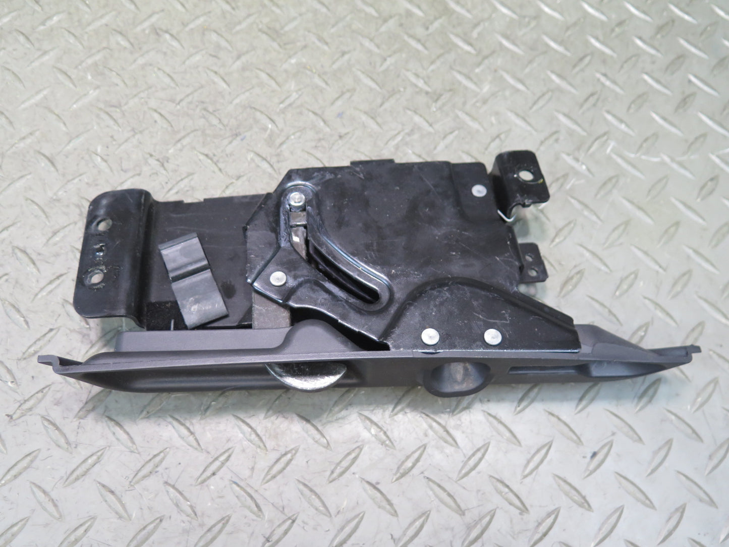 03-06 Chevrolet SSR Front Roof Left & Right Lock Latch w Motor Set OEM