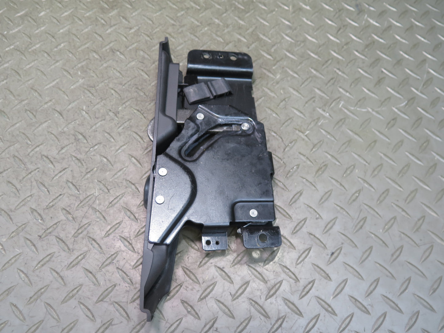 03-06 Chevrolet SSR Front Roof Left & Right Lock Latch w Motor Set OEM