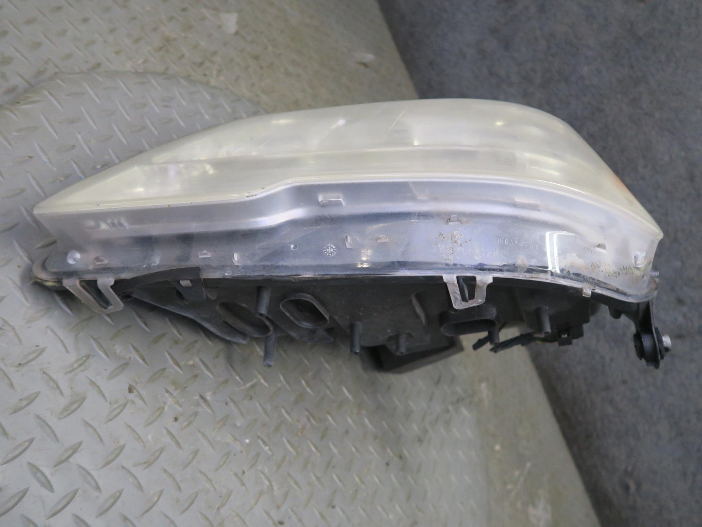 09-11 Mercedes W164 Ml-class Front Left Halogen Headlight Lamp 1648207161 OEM
