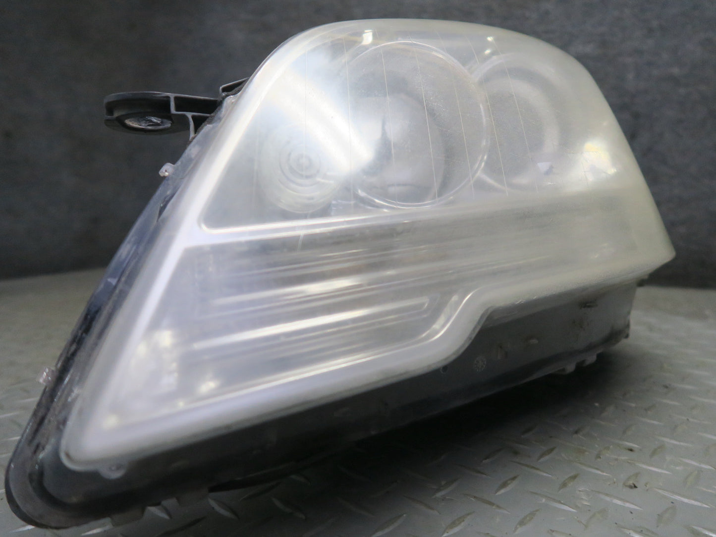 09-11 Mercedes W164 Ml-class Front Left Halogen Headlight Lamp 1648207161 OEM