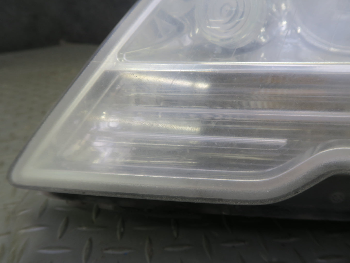 09-11 Mercedes W164 Ml-class Front Left Halogen Headlight Lamp 1648207161 OEM