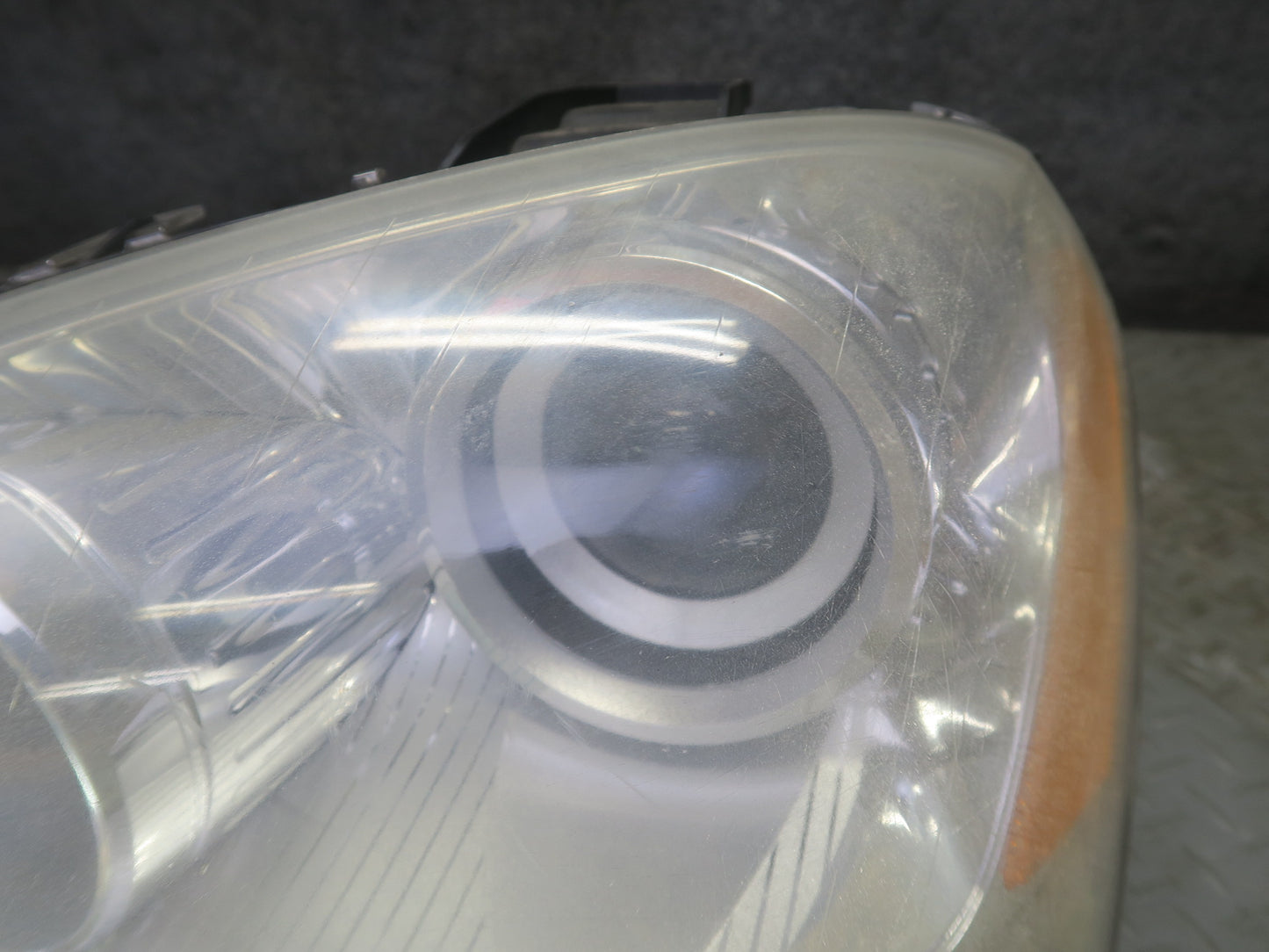 09-11 Mercedes W164 Ml-class Front Left Halogen Headlight Lamp 1648207161 OEM