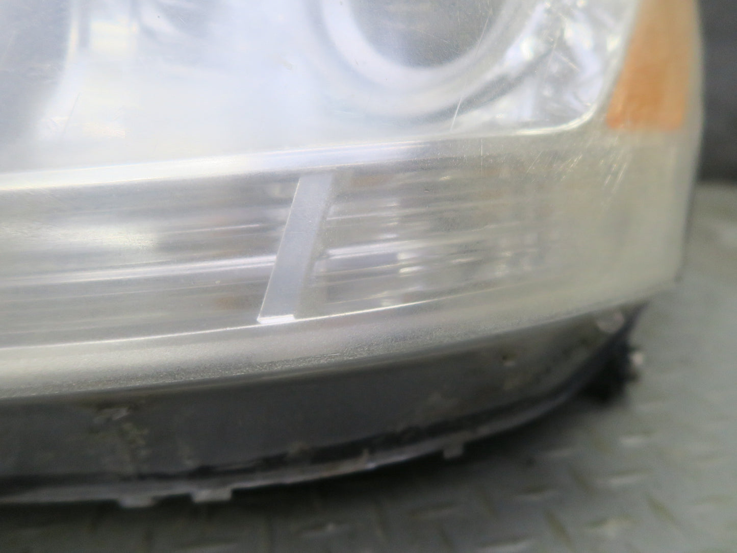 09-11 Mercedes W164 Ml-class Front Left Halogen Headlight Lamp 1648207161 OEM
