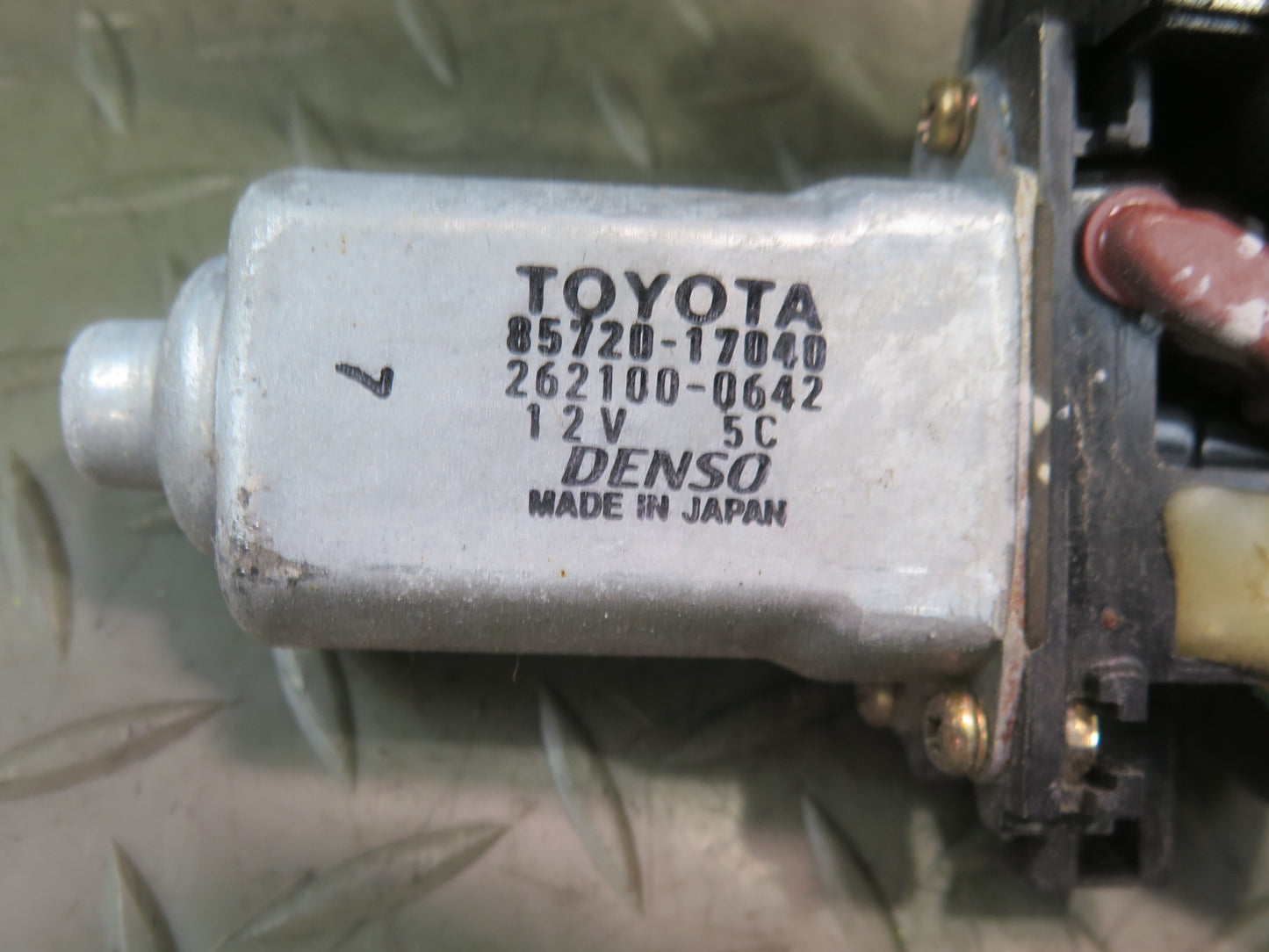 00-05 Toyota MR2 Spyder ZZW30L Left Door Window Regulator w Motor OEM