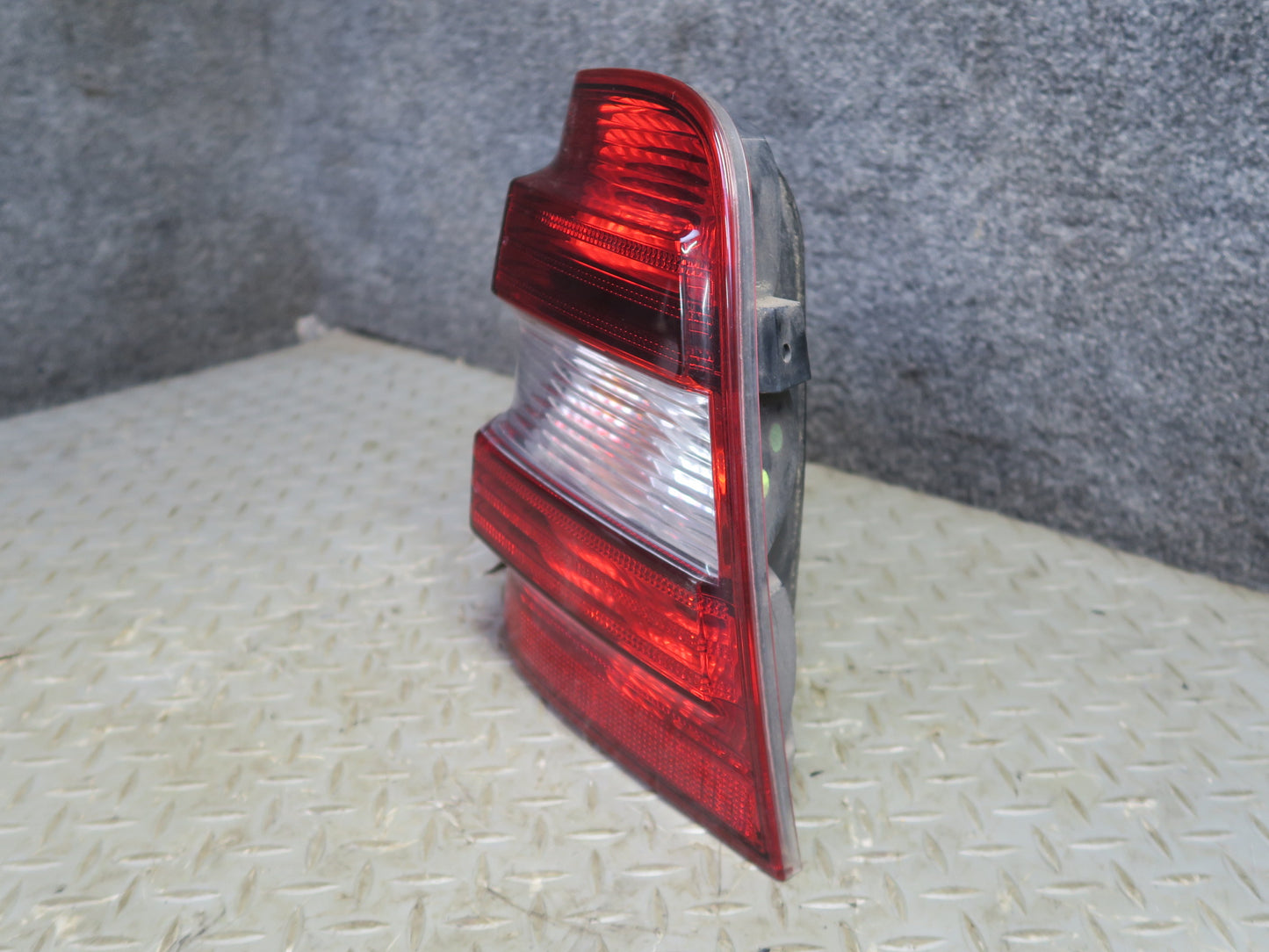 09-11 Mercedes W164 Ml-class Rear Right & Left Tail Light Lamp Set OEM
