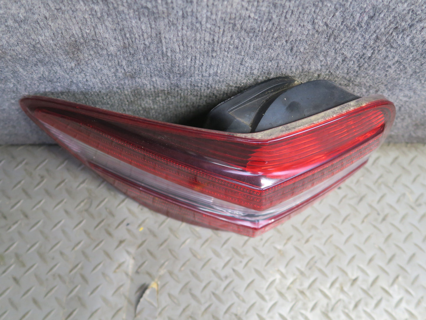 09-11 Mercedes W164 Ml-class Rear Right & Left Tail Light Lamp Set OEM