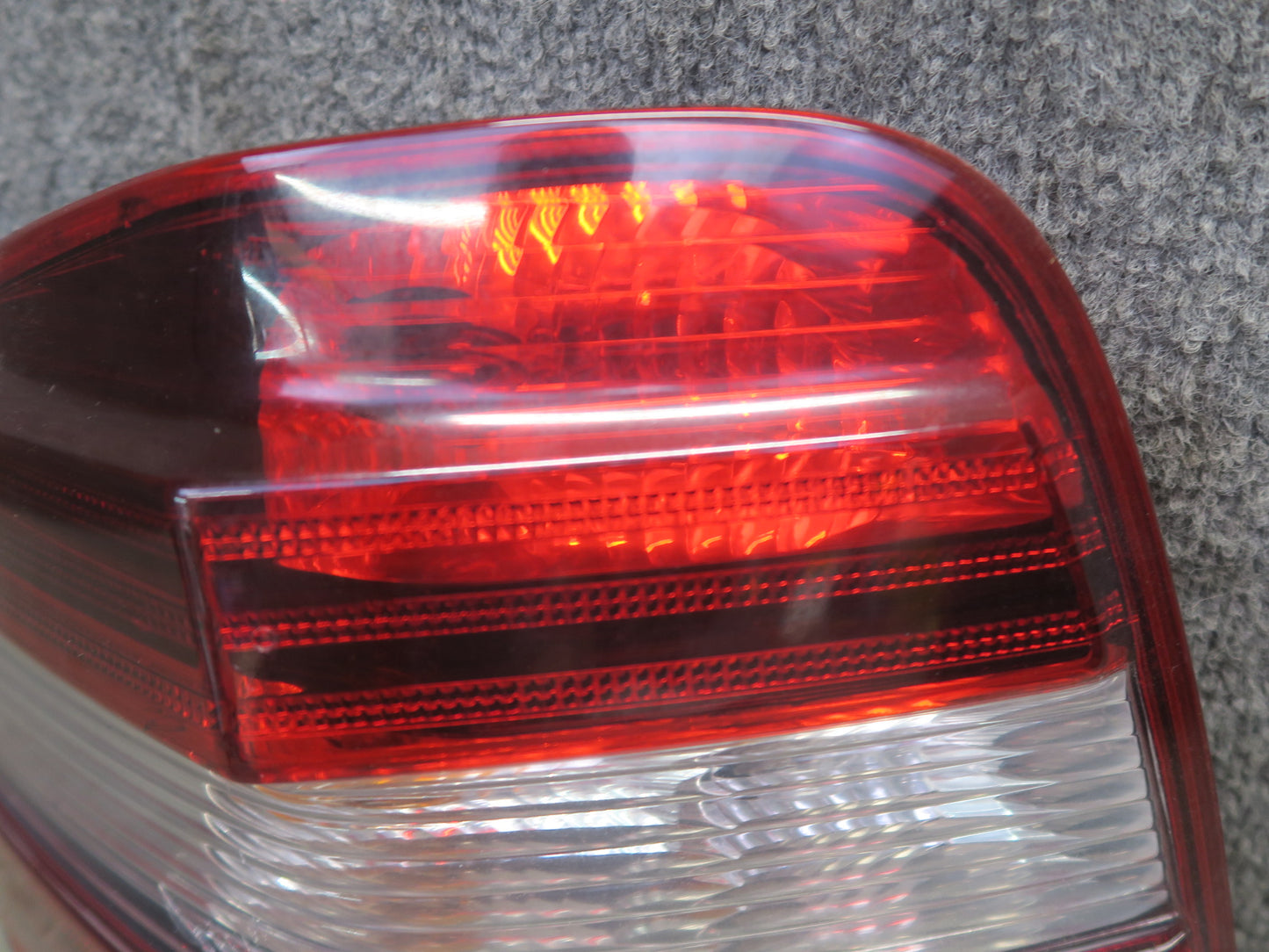 09-11 Mercedes W164 Ml-class Rear Right & Left Tail Light Lamp Set OEM