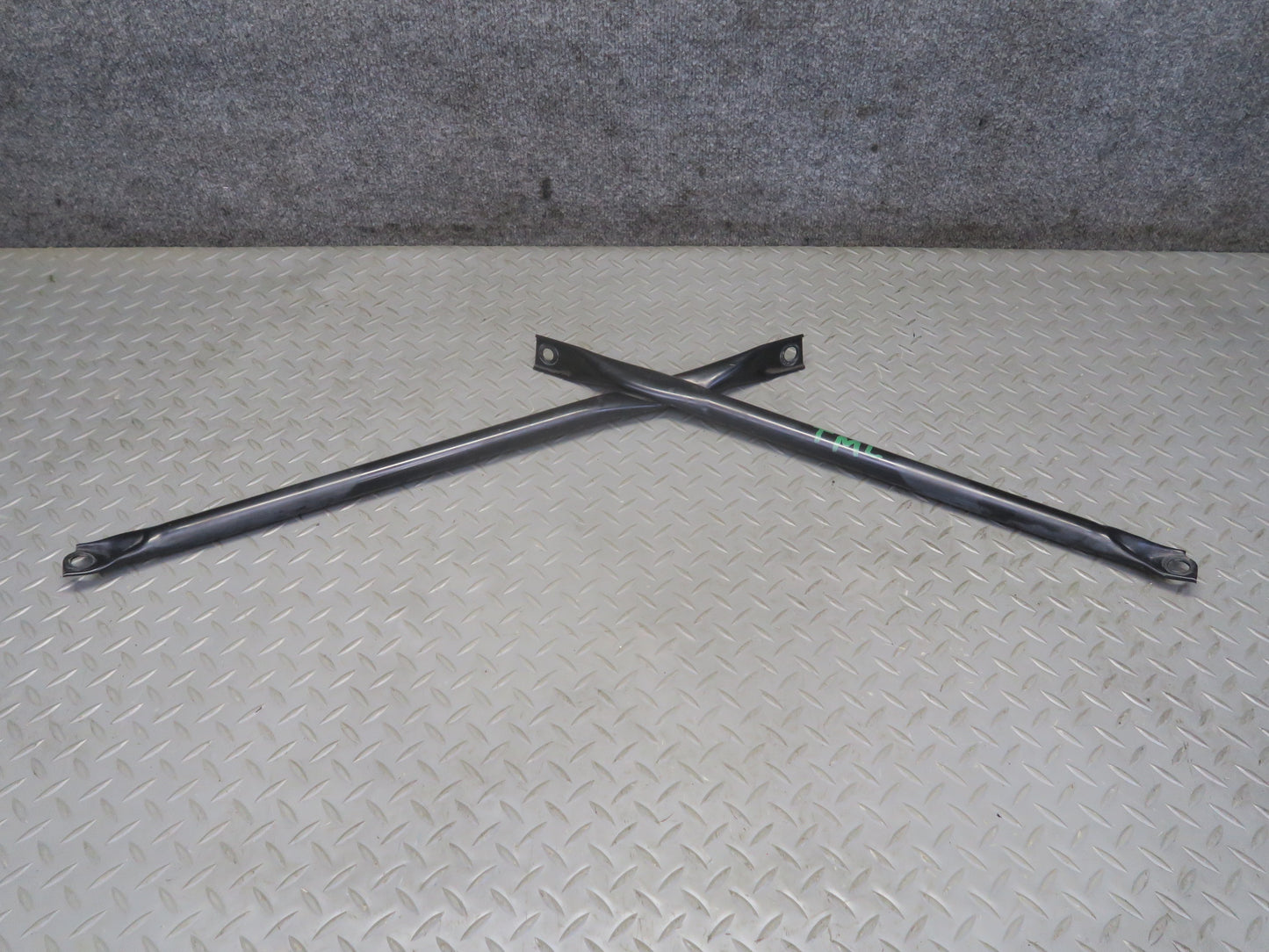 00-05 Toyota MR2 Spyder ZZW30L Rear Strut Engine Cross Bar Brace OEM