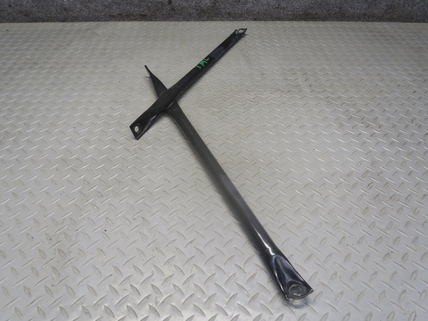 00-05 Toyota MR2 Spyder ZZW30L Rear Strut Engine Cross Bar Brace OEM