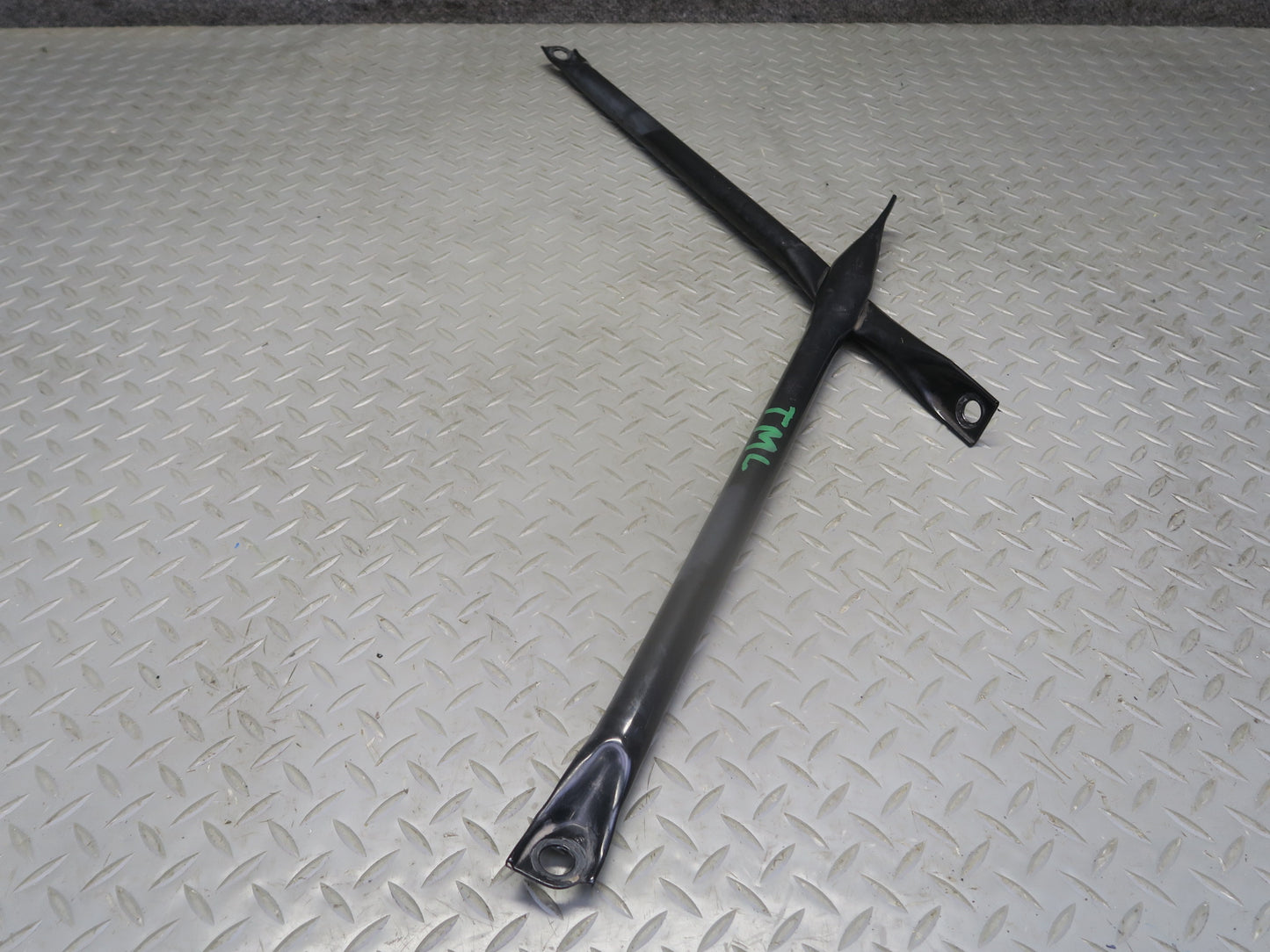 00-05 Toyota MR2 Spyder ZZW30L Rear Strut Engine Cross Bar Brace OEM