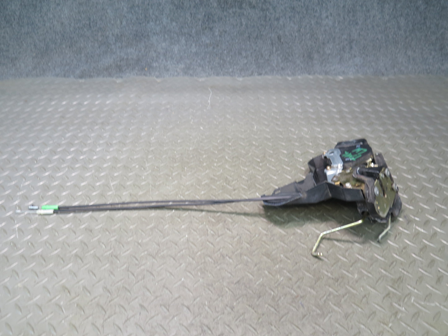00-05 Toyota MR2 Spyder ZZW30L Left Door Lock Latch Actuator OEM