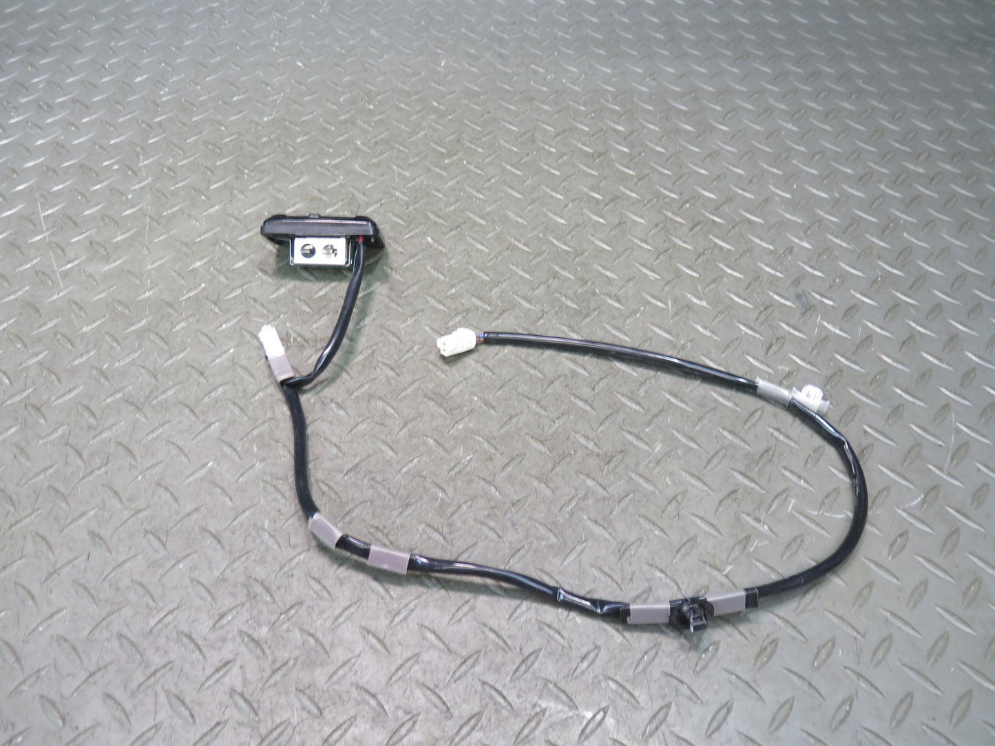 00-05 Toyota MR2 Spyder ZZW30L Interior Dome Light Lamp OEM