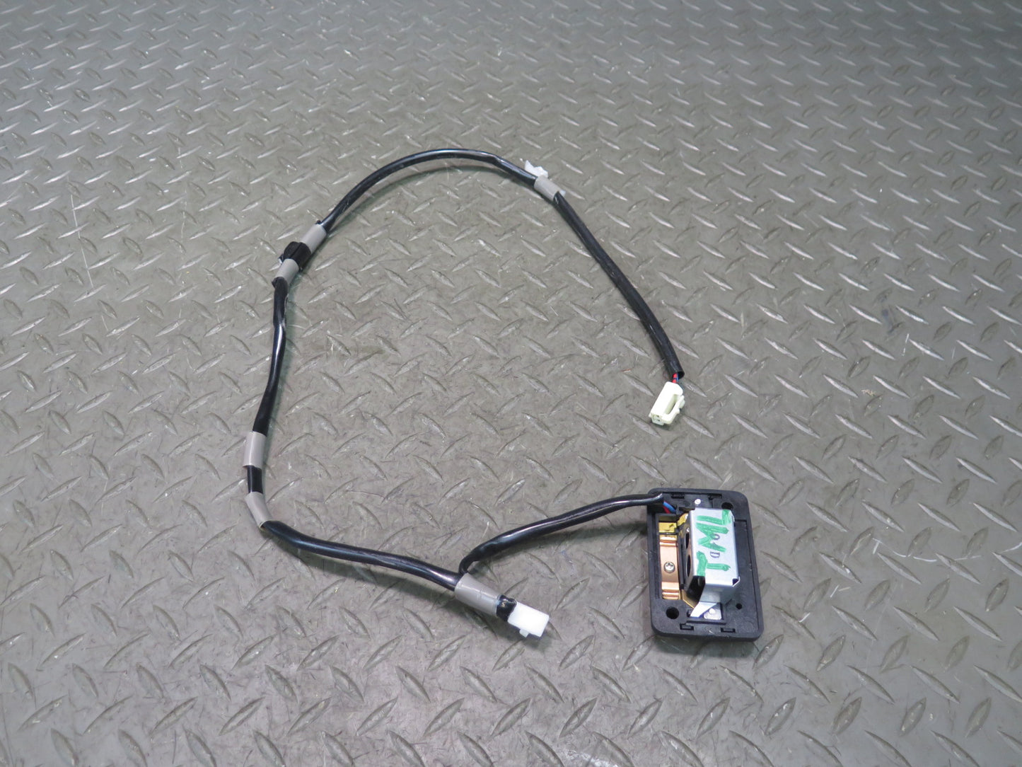 00-05 Toyota MR2 Spyder ZZW30L Interior Dome Light Lamp OEM