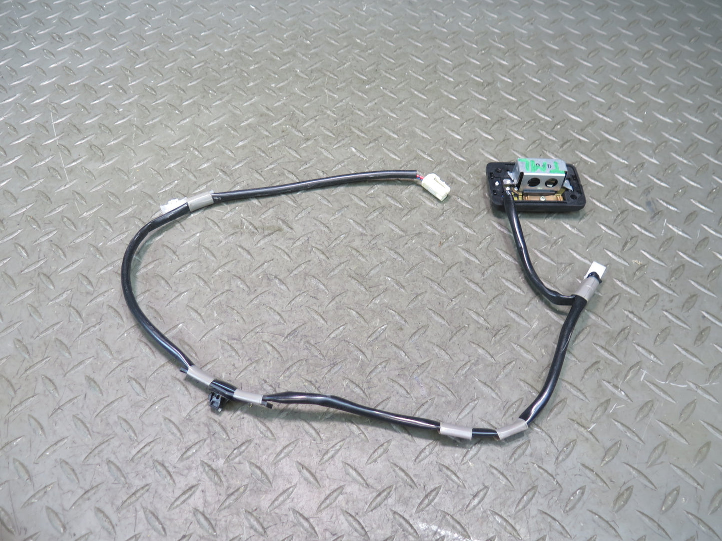 00-05 Toyota MR2 Spyder ZZW30L Interior Dome Light Lamp OEM