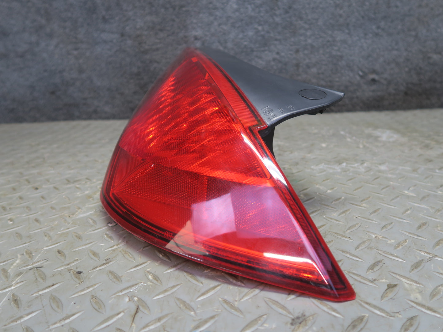 03-05 Nissan Z33 350Z Rear Left LED Tail Light Lamp OEM