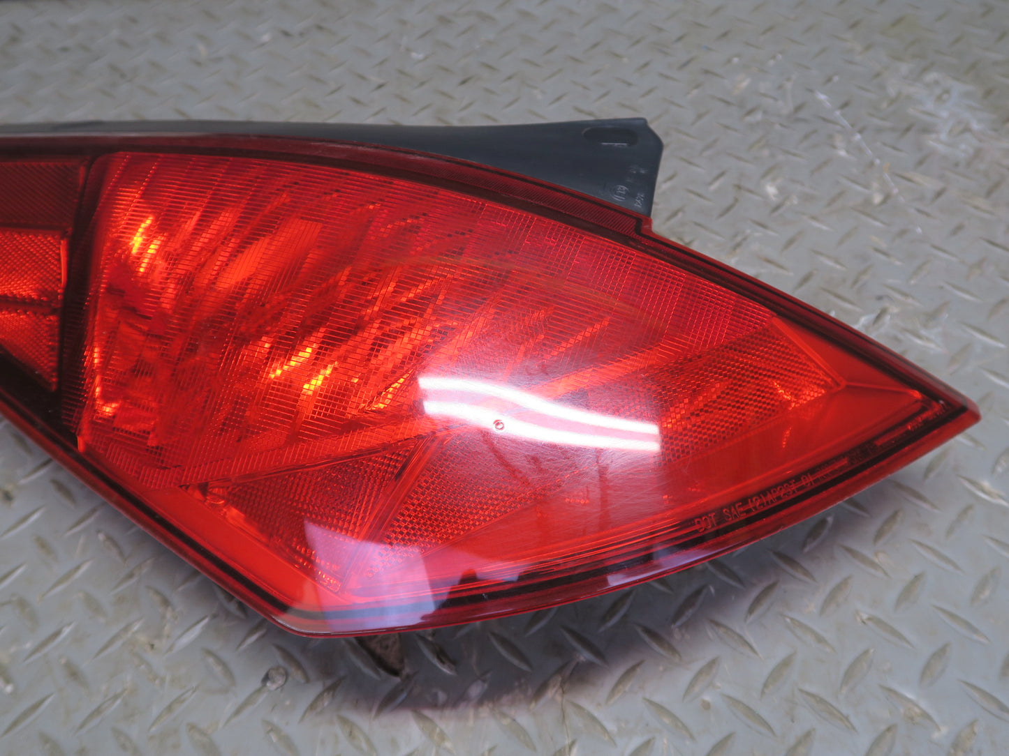 03-05 Nissan Z33 350Z Rear Left LED Tail Light Lamp OEM