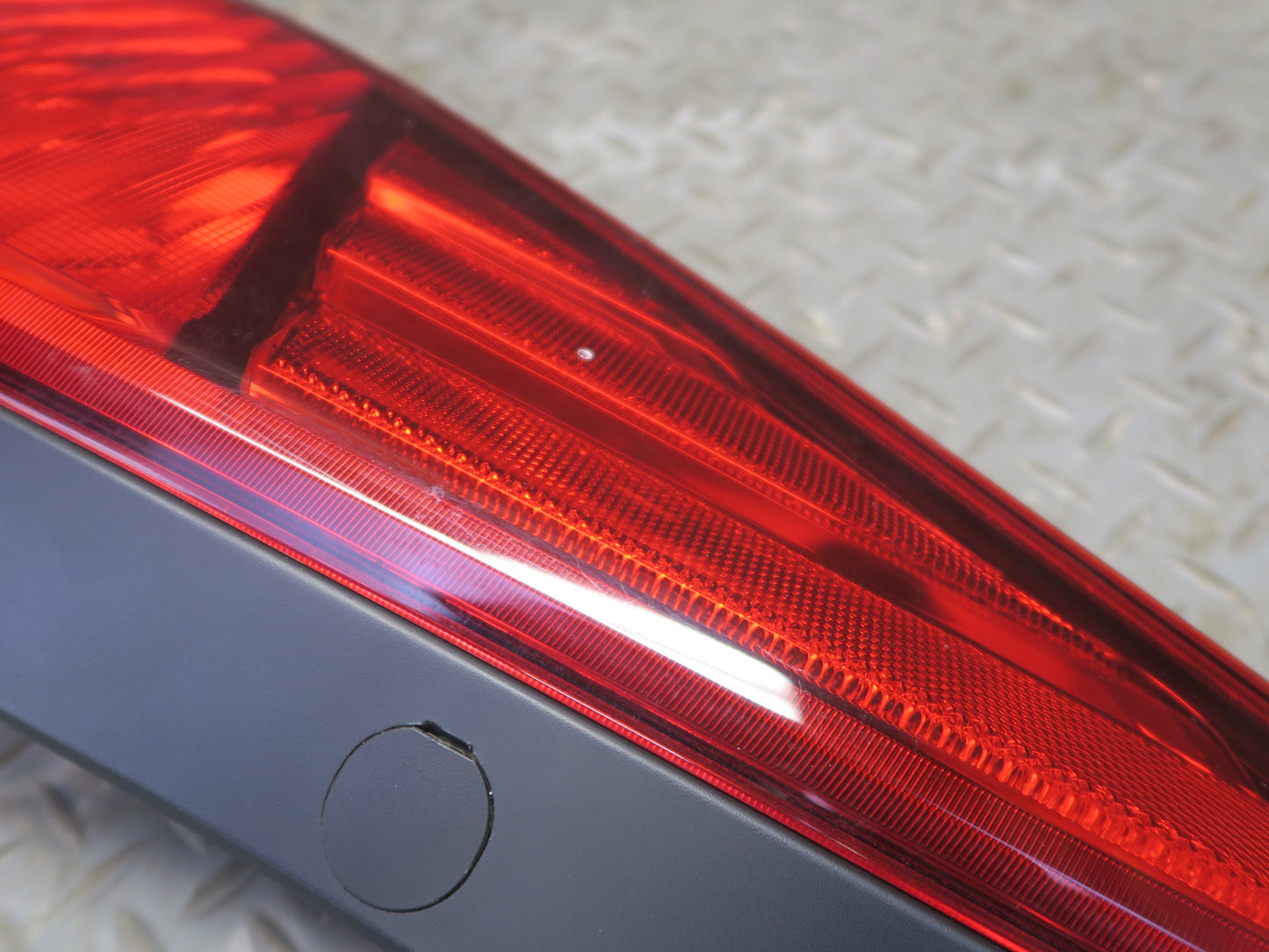 03-05 Nissan Z33 350Z Rear Left LED Tail Light Lamp OEM