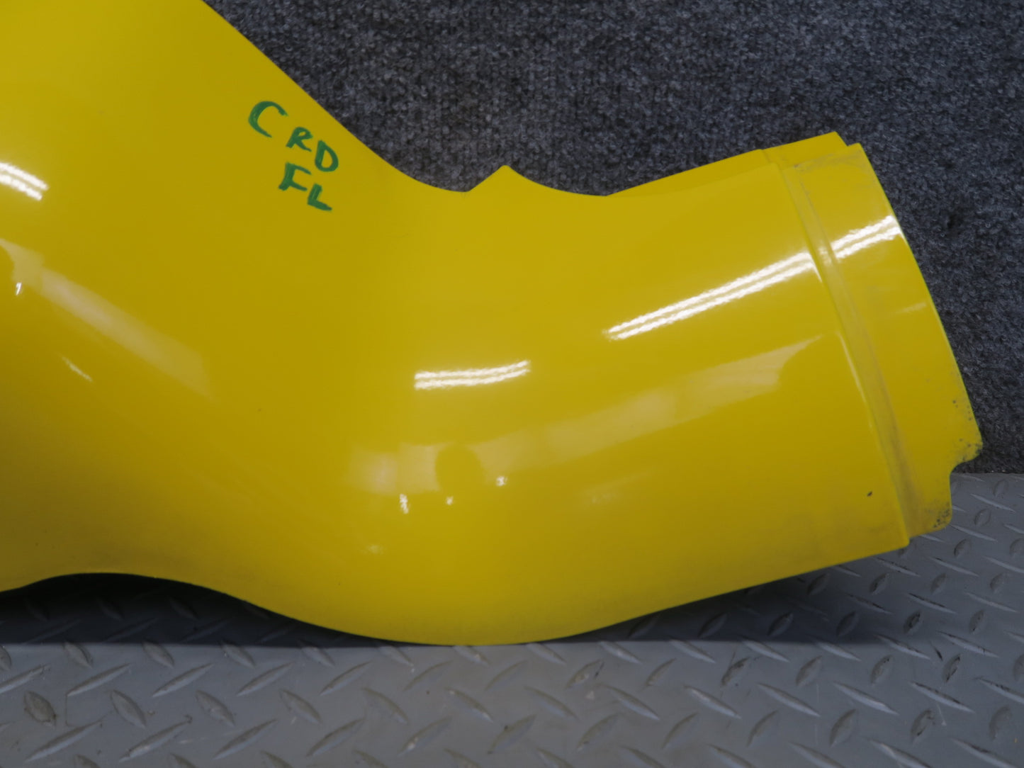 03-06 Chevrolet SSR Front Left Fender Rocker Molding Yellow OEM