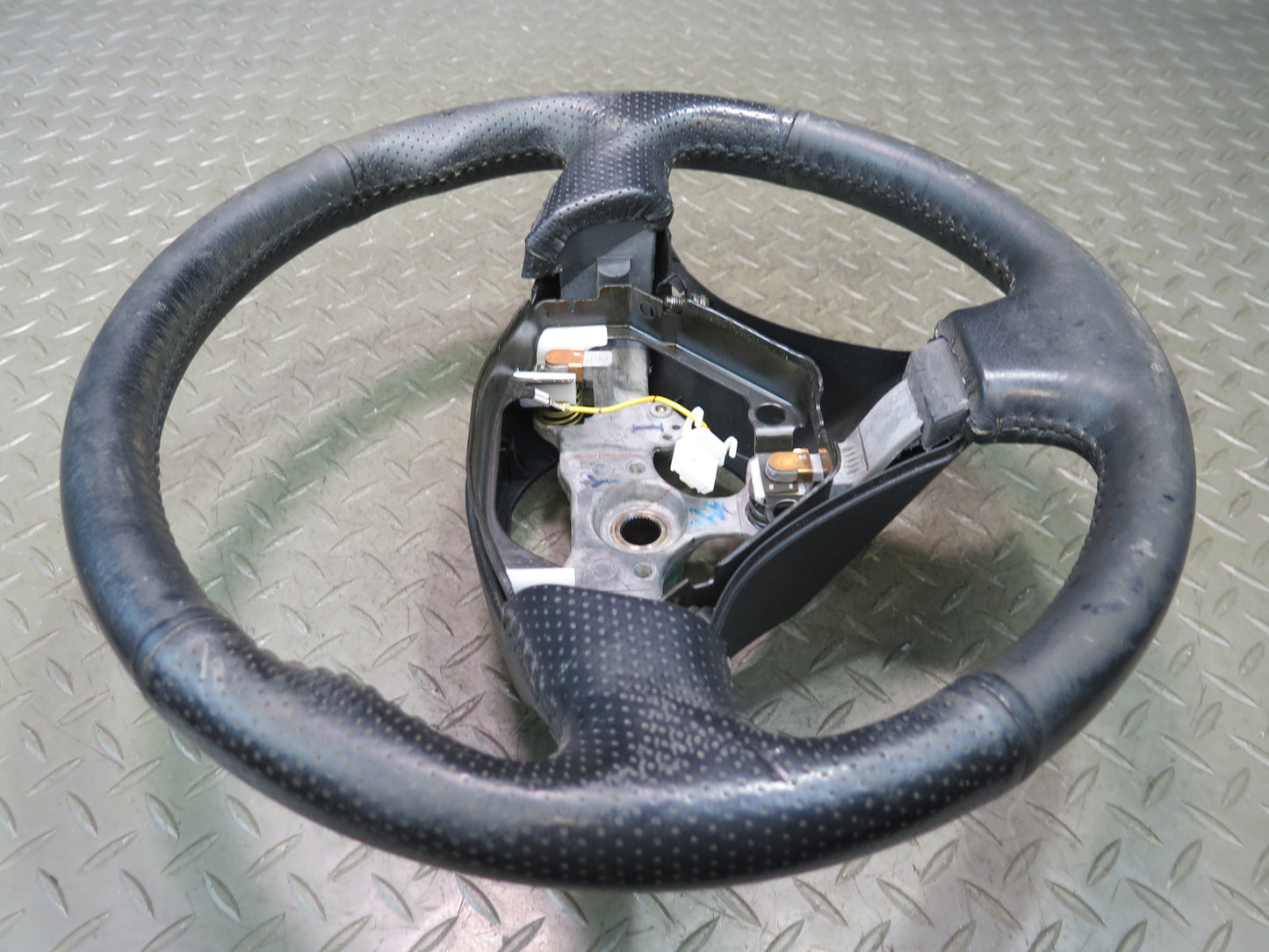 00-05 Toyota MR2 Spyder ZZW30L Leather Steering  Wheel