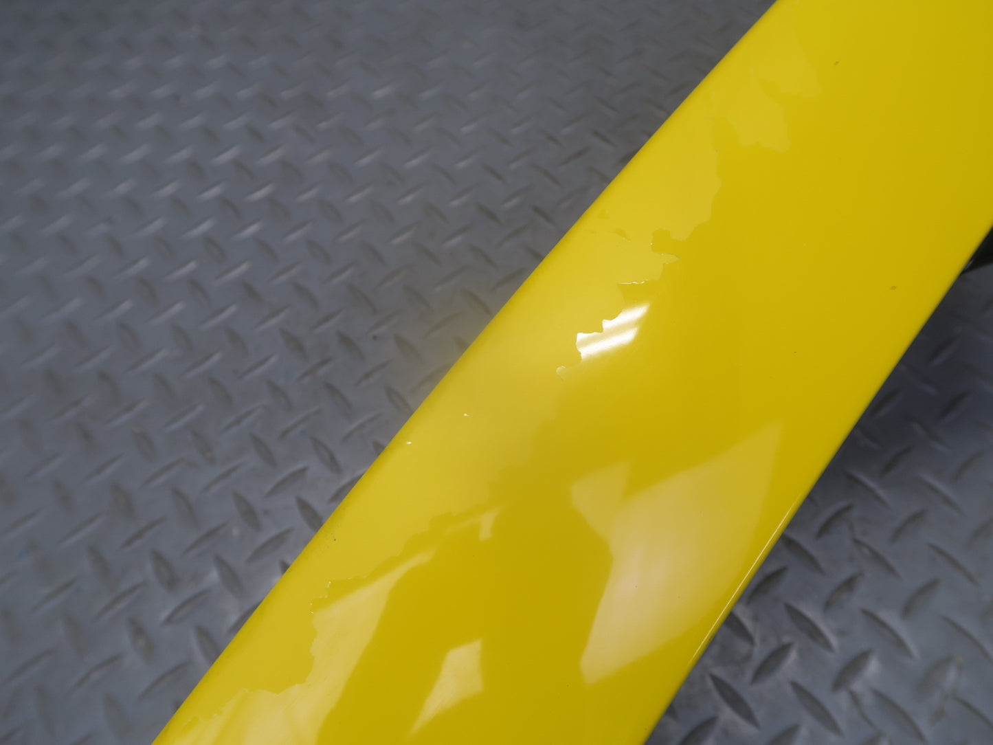 03-06 Chevrolet SSR Set of 2 Front Right Exterior A Pillar Molding Yellow OEM