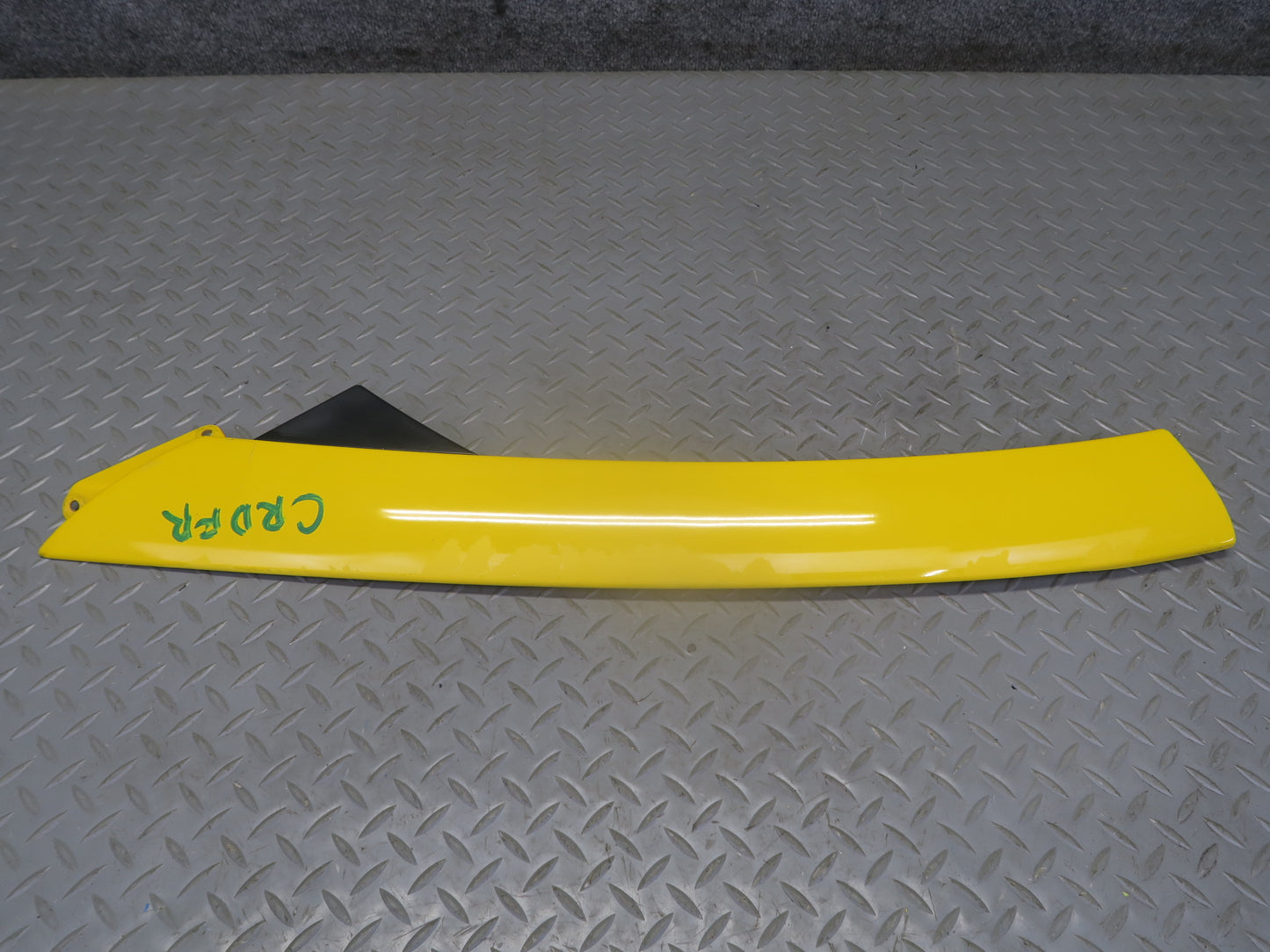 03-06 Chevrolet SSR Set of 2 Front Right Exterior A Pillar Molding Yellow OEM