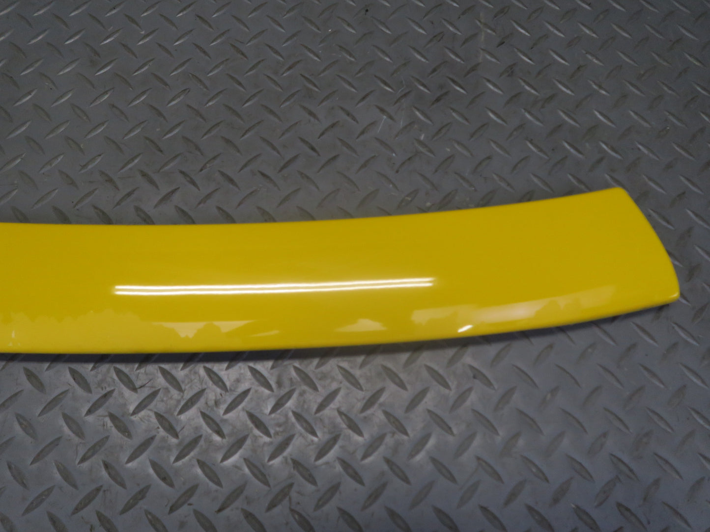 03-06 Chevrolet SSR Set of 2 Front Right Exterior A Pillar Molding Yellow OEM