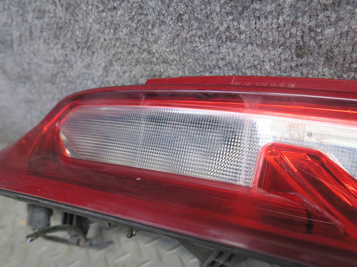 16-18 Chevrolet Camaro Set of 2 Rear Left & Right LED Tail Light Lamp OEM