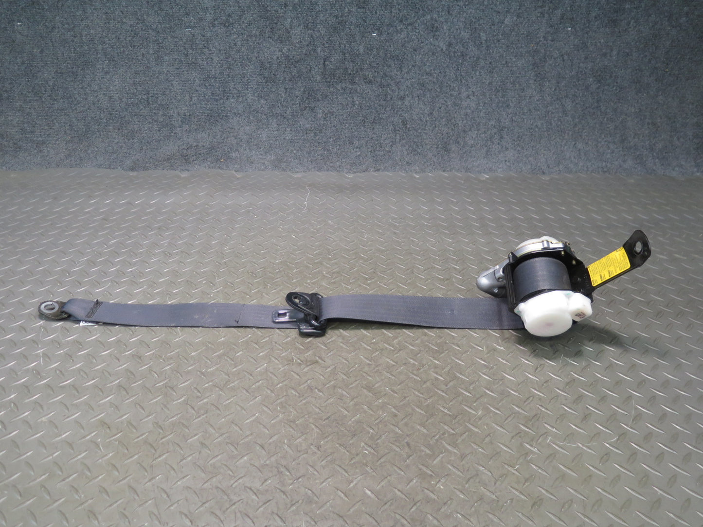 00-01 TOYOTA MR2 FRONT RIGHT & LEFT SIDE SEATBELT RETRACTOR SET OEM