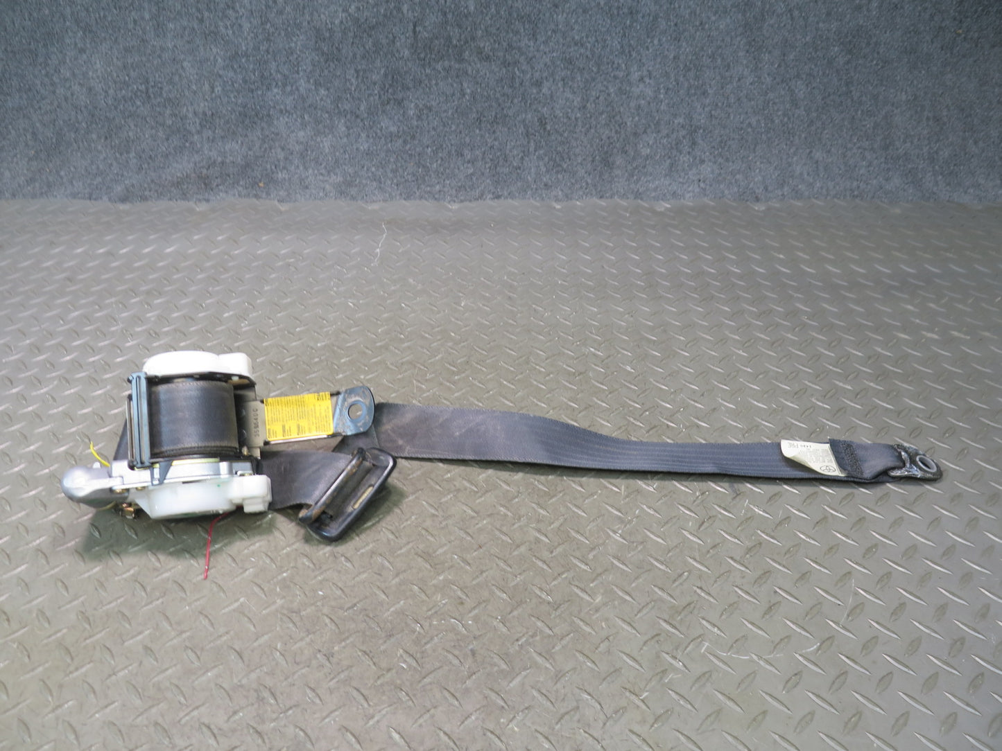 00-01 TOYOTA MR2 FRONT RIGHT & LEFT SIDE SEATBELT RETRACTOR SET OEM