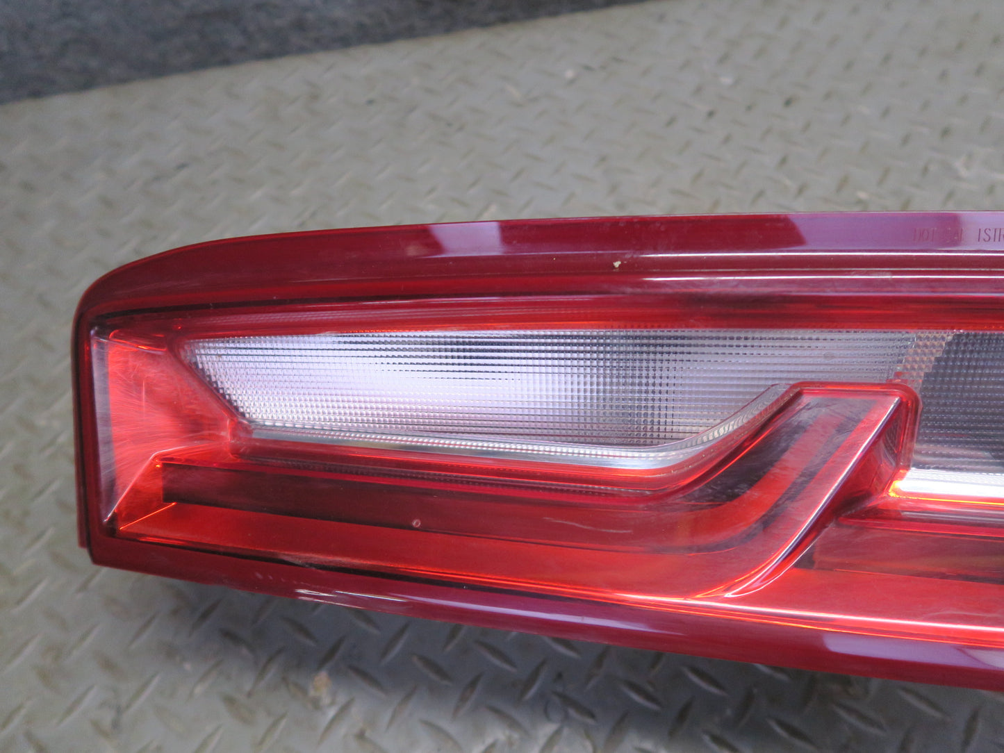 16-18 Chevrolet Camaro Set of 2 Rear Left & Right LED Tail Light Lamp OEM