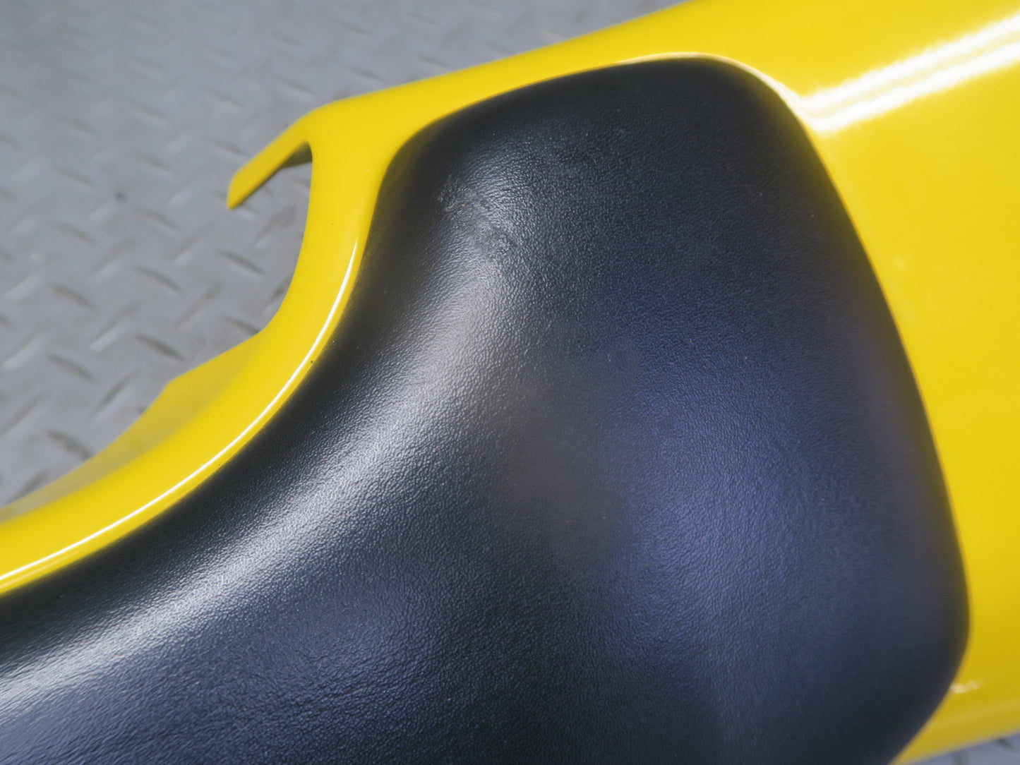 03-06 Chevrolet SSR A/T Center Console Trim Cover Panel Yellow w Armrest OEM