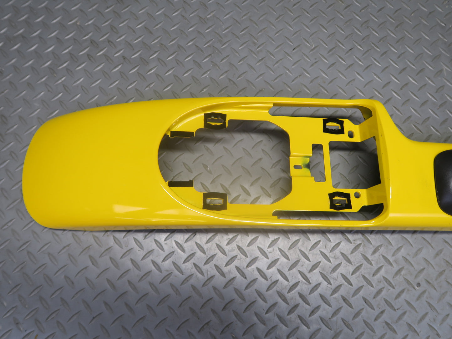 03-06 Chevrolet SSR A/T Center Console Trim Cover Panel Yellow w Armrest OEM