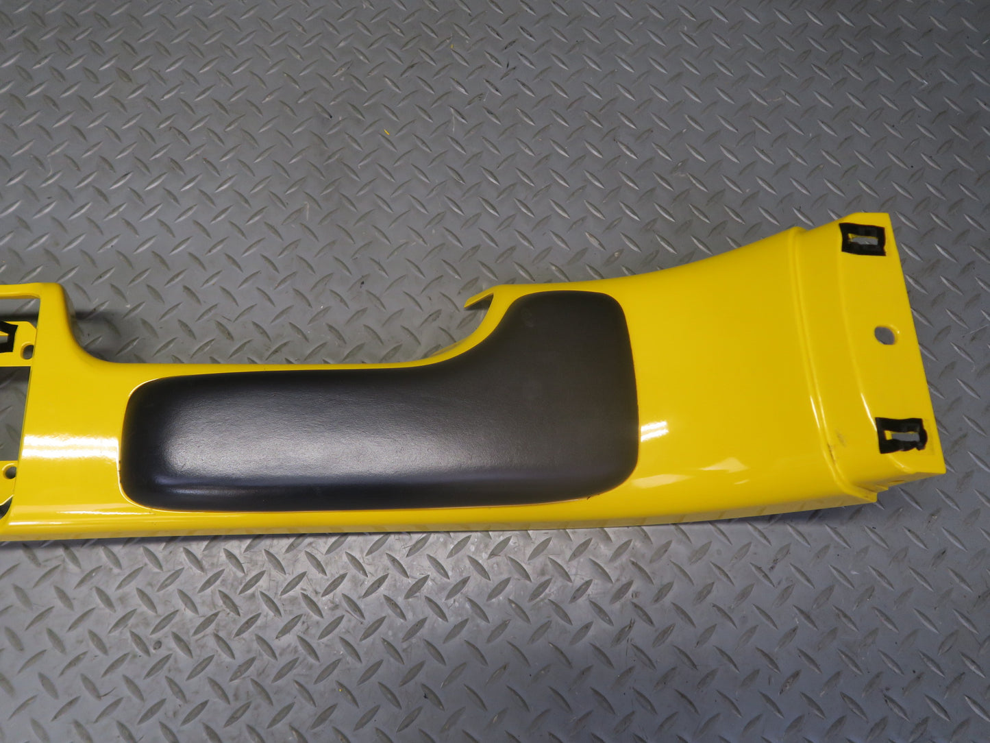 03-06 Chevrolet SSR A/T Center Console Trim Cover Panel Yellow w Armrest OEM