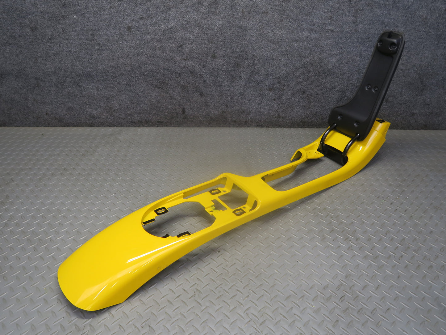03-06 Chevrolet SSR A/T Center Console Trim Cover Panel Yellow w Armrest OEM