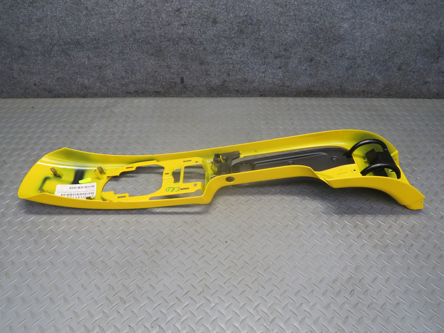 03-06 Chevrolet SSR A/T Center Console Trim Cover Panel Yellow w Armrest OEM