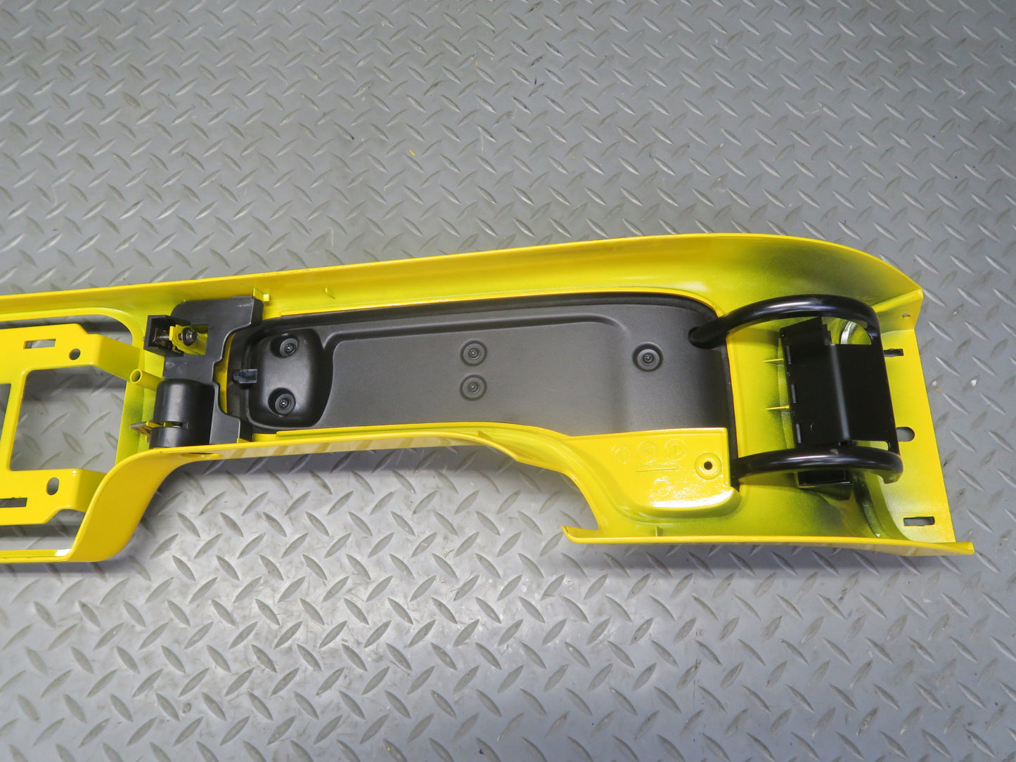 03-06 Chevrolet SSR A/T Center Console Trim Cover Panel Yellow w Armrest OEM