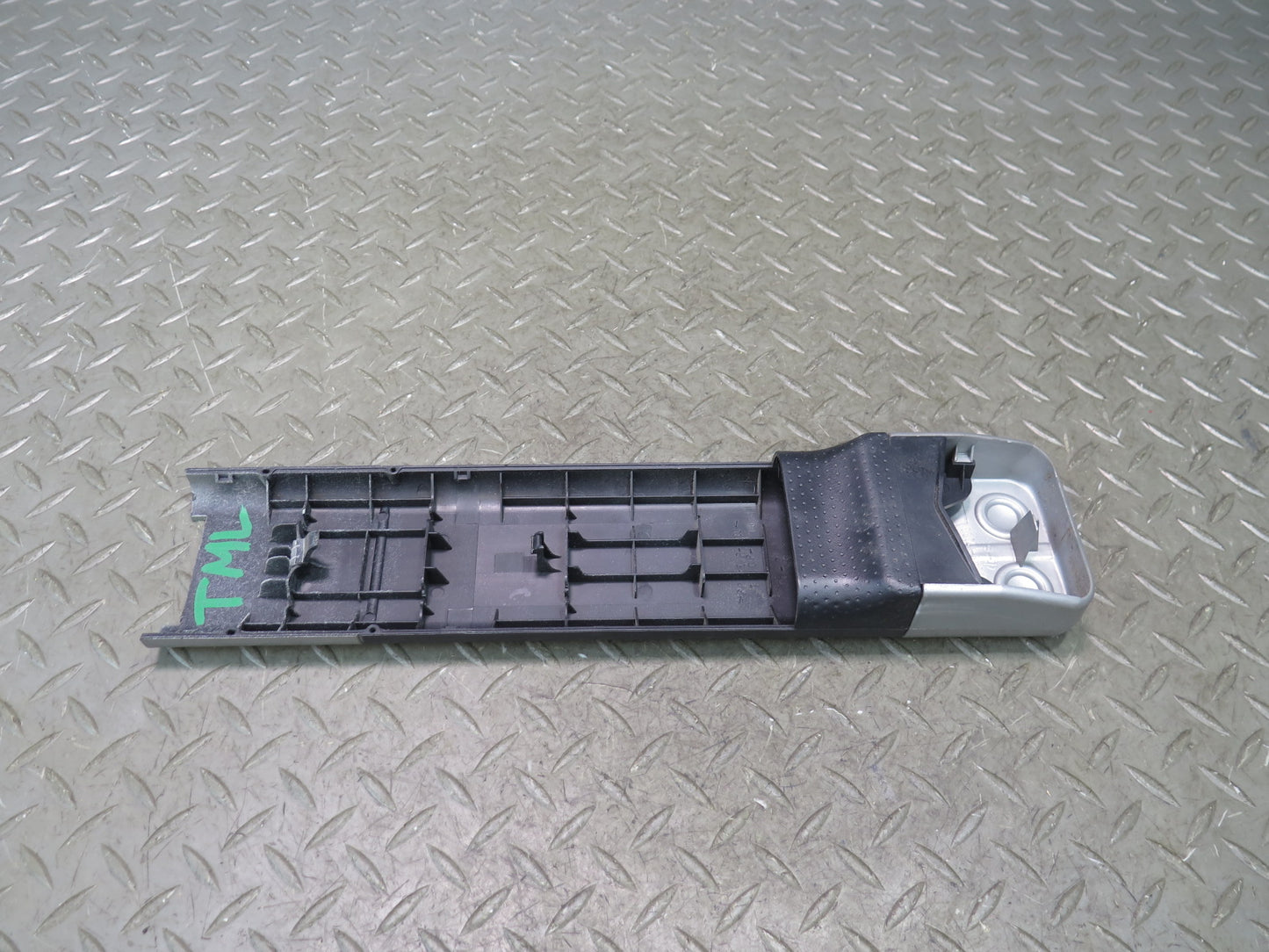 00-05 Toyota MR2 Spyder ZZW30L Dash Brace Front Left & Right Trim Cover Set OEM