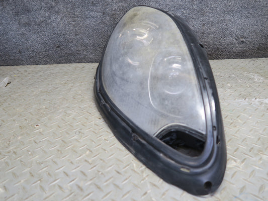 15-18 Porsche Macan Front Right Xenon Headlight w Ballast 95B941032DB Defected