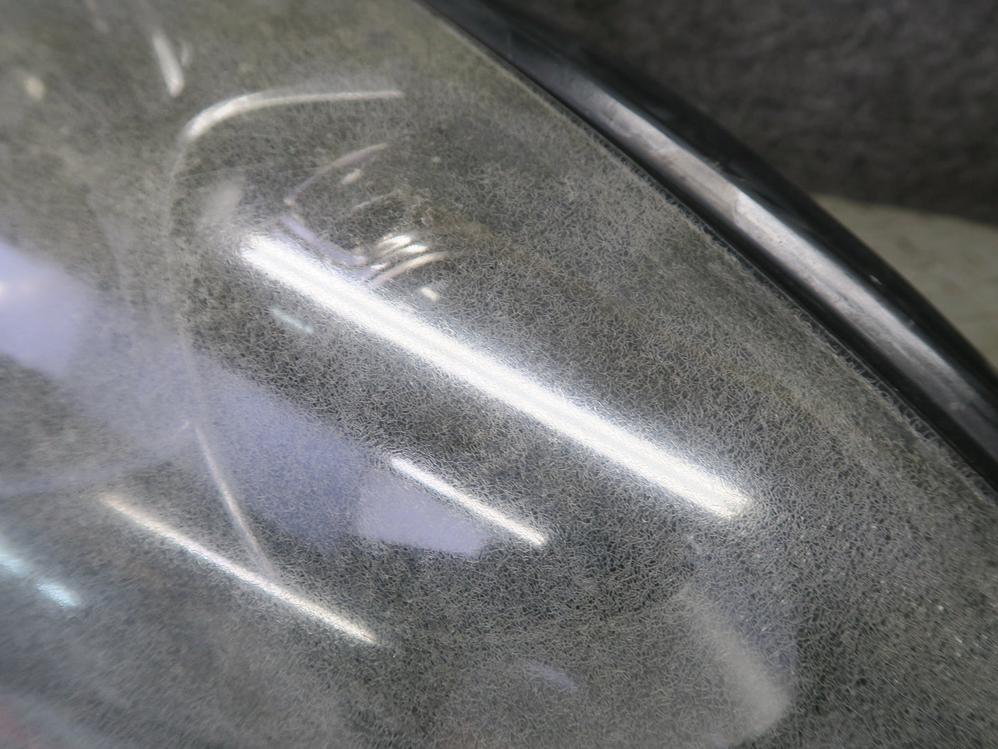 15-18 Porsche Macan Front Right Xenon Headlight w Ballast 95B941032DB Defected