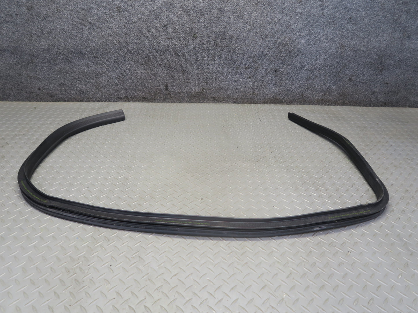 03-06 Chevrolet SSR Left Driver Door Weatherstrip Rubber Seal OEM