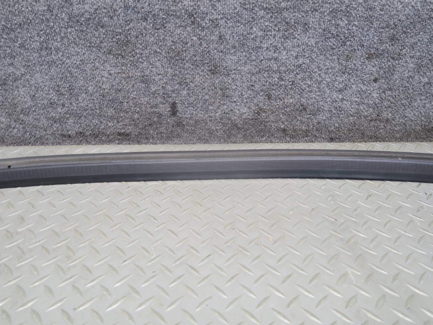 03-06 Chevrolet SSR Right Passenger Door Weatherstrip Rubber Seal OEM