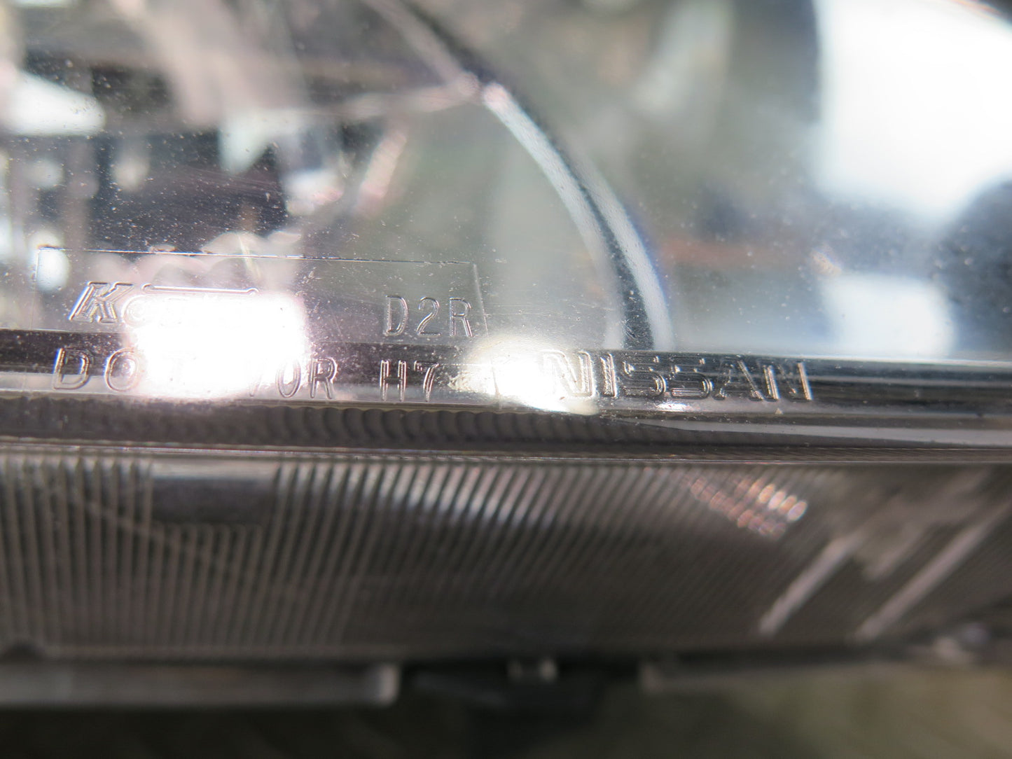 03-05 Nissan 350Z Z33 Front Right Xenon HID Headlight Lamp w Ballast OEM