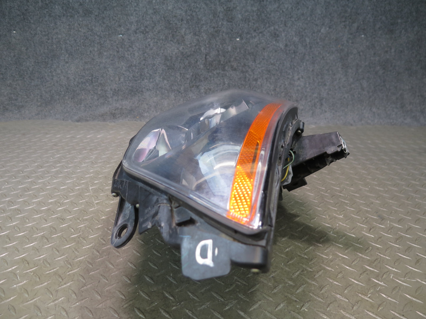 03-05 Nissan 350Z Z33 Front Right Xenon HID Headlight Lamp w Ballast OEM