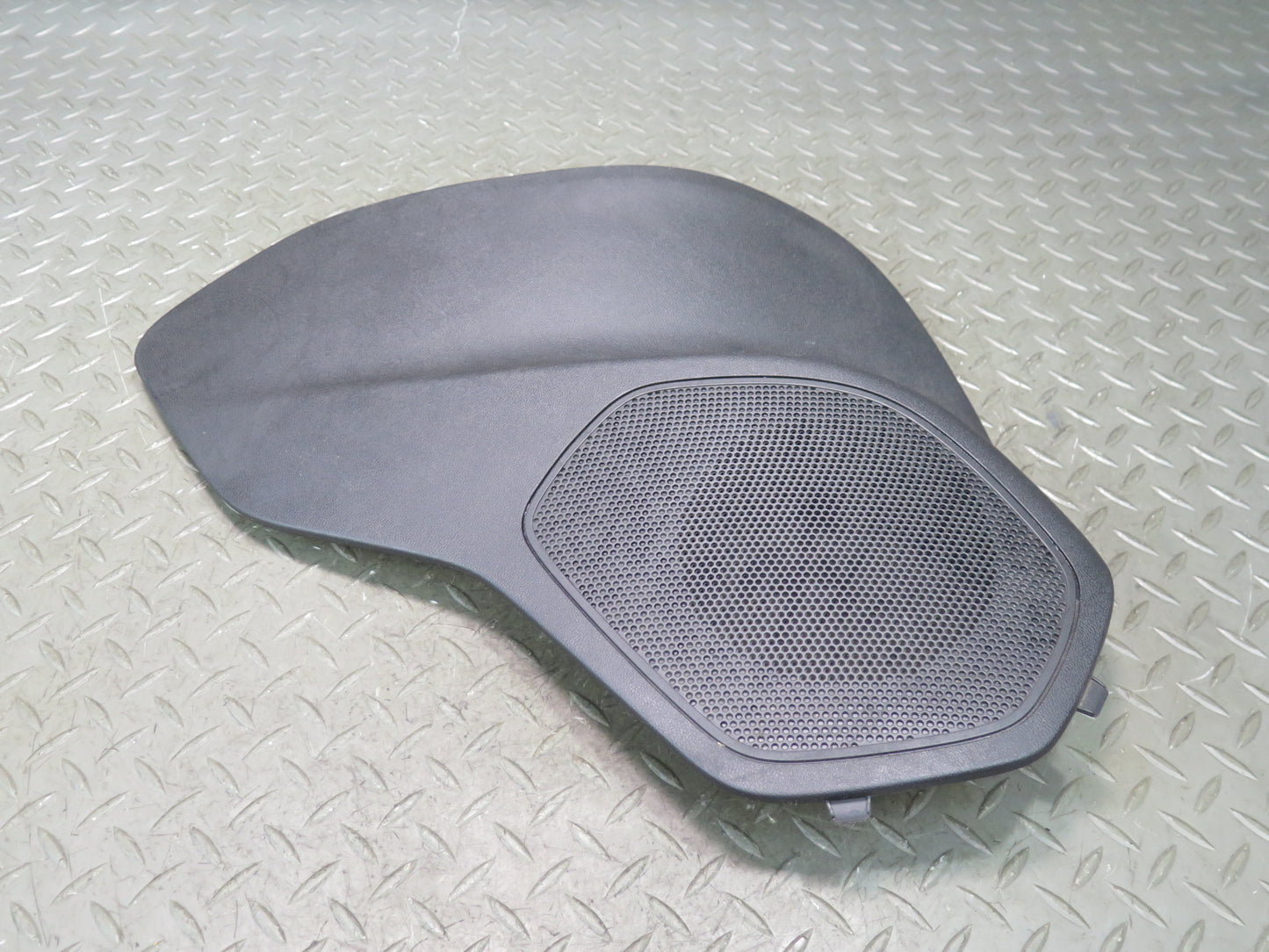 16-24 Chevrolet Camaro Set of 2 Rear Left & Right Speaker Grille Trim Cover OEM