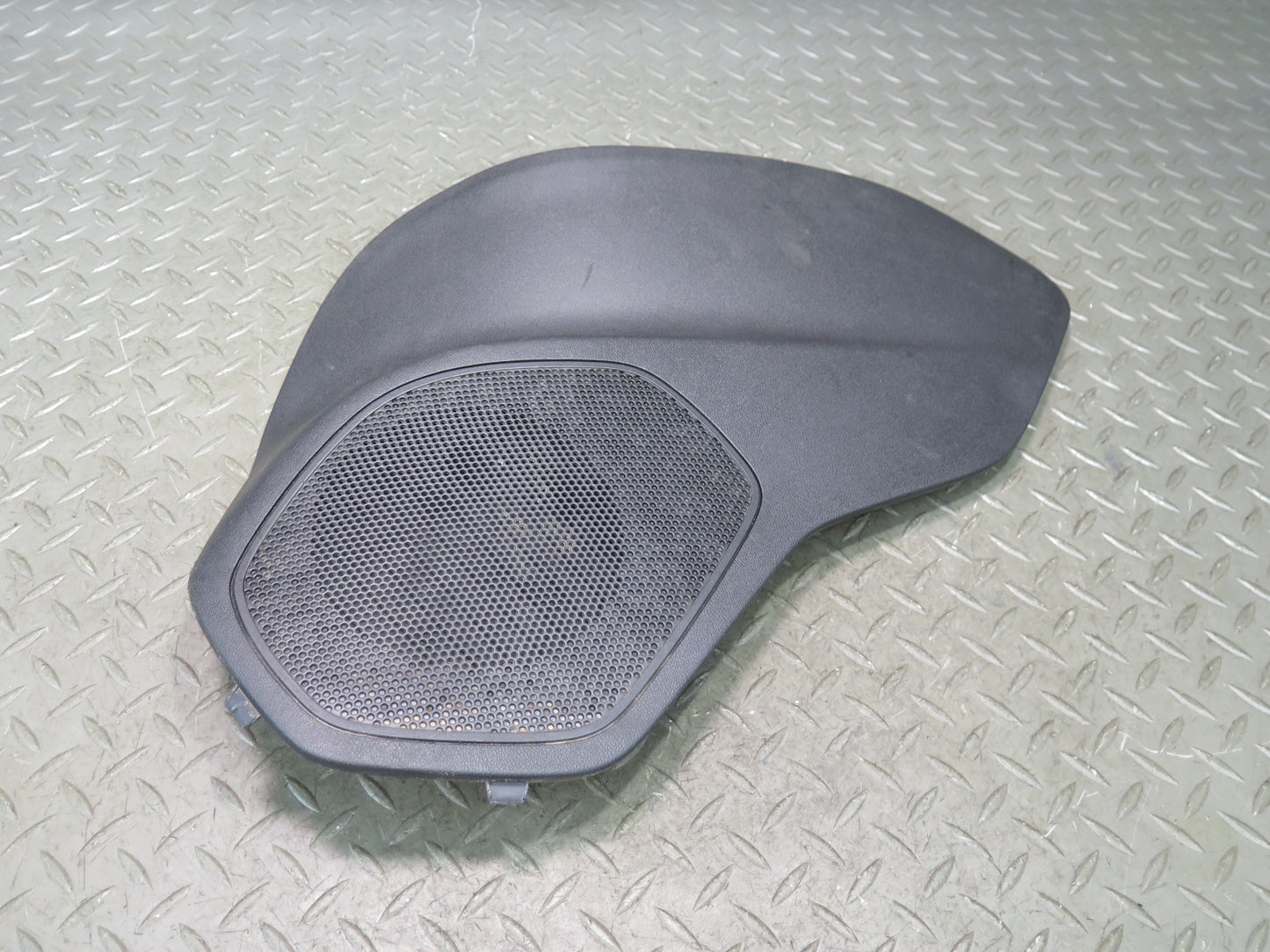 16-24 Chevrolet Camaro Set of 2 Rear Left & Right Speaker Grille Trim Cover OEM