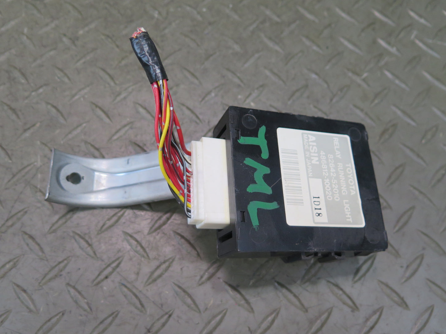 00-02 Toyota MR2 Spyder ZZW30L Daytime Running Light Relay Module Unit OEM