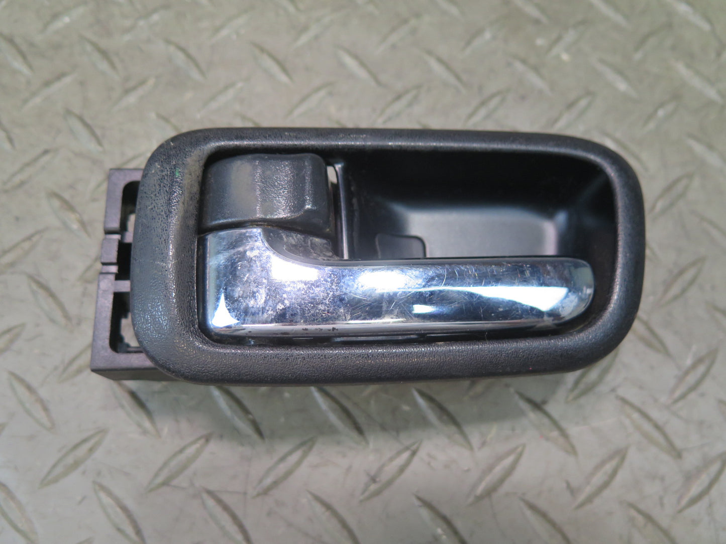 00-05 Toyota MR2 Spyder ZZW30L Set of 2 Left & Right Door Interior Handle OEM
