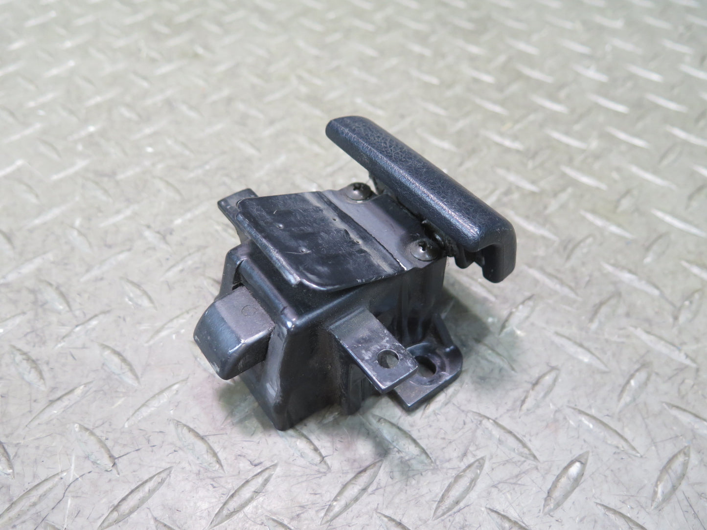 00-05 Toyota MR2 Spyder ZZW30L TOP Roof Lock Latch Pull Release Handle OEM