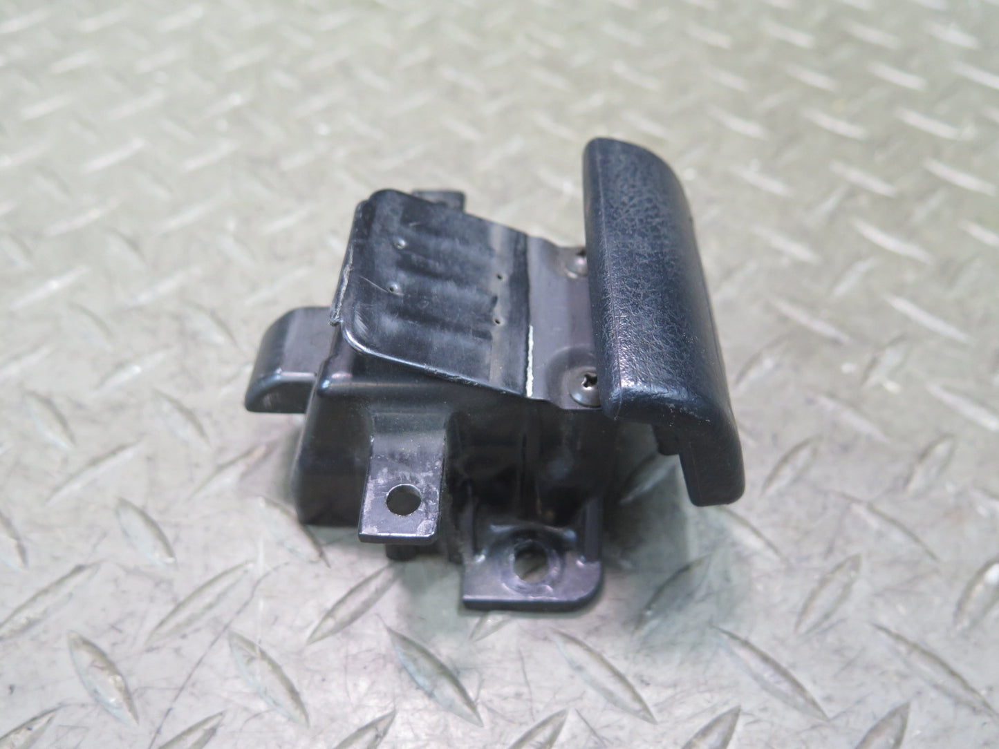 00-05 Toyota MR2 Spyder ZZW30L TOP Roof Lock Latch Pull Release Handle OEM